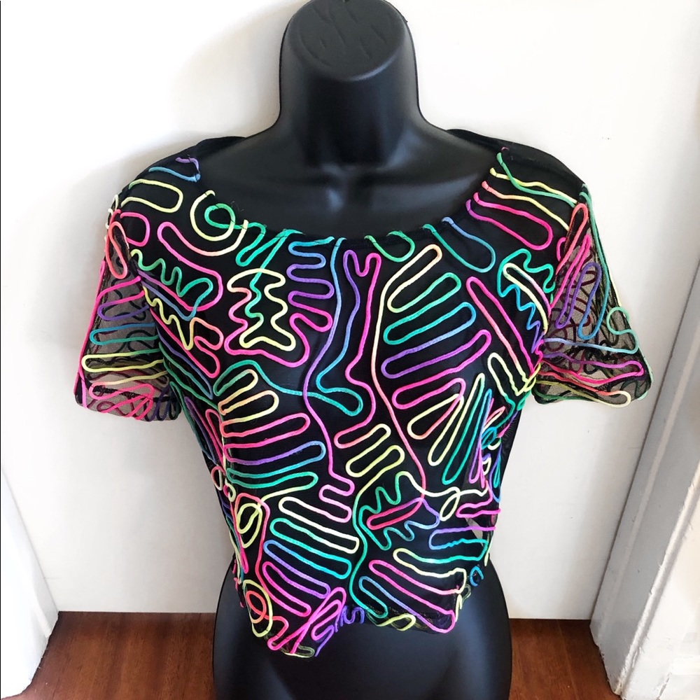 NEON sheer crop top 💚✨